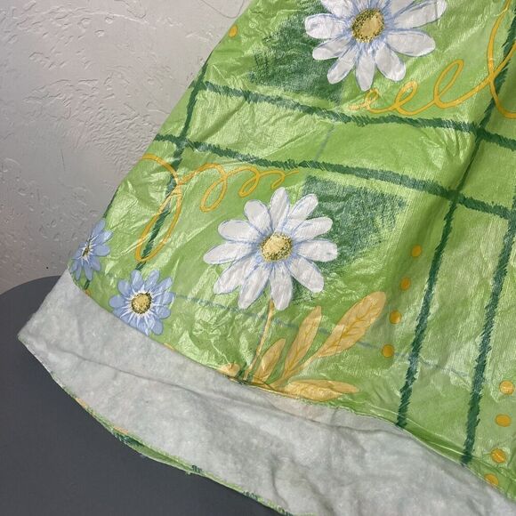 Vintage Round Table Cloth - Picture 3 of 5